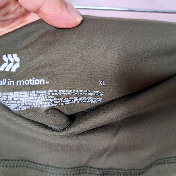 NWT All In Motion Simplicity Twist High Rise Leggings in Olive Green - Picture 9 of 11